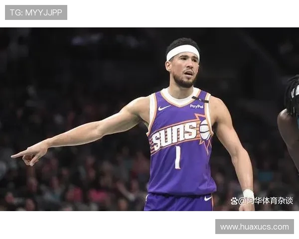 布克末节三分狂轰独自力挽狂澜 26投11中三分12投5中空砍34分助攻五个